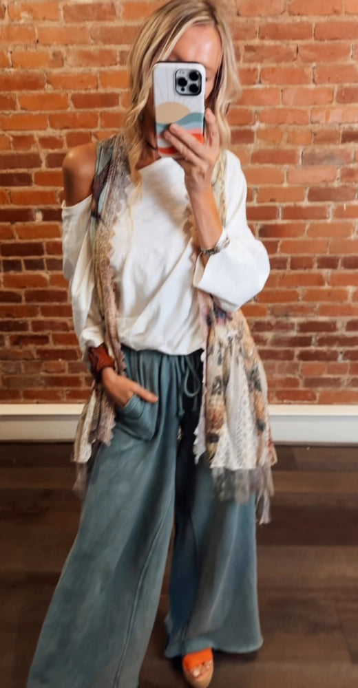 
                  
                    Load image into Gallery viewer, Sparrow Vintage Vest
                  
                