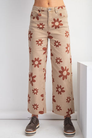 
                  
                    Load image into Gallery viewer, Earth Daisy Jeans
                  
                