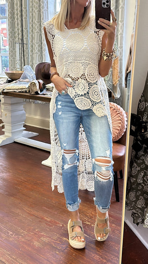
                  
                    Load image into Gallery viewer, So Dreamy Crochet Top
                  
                