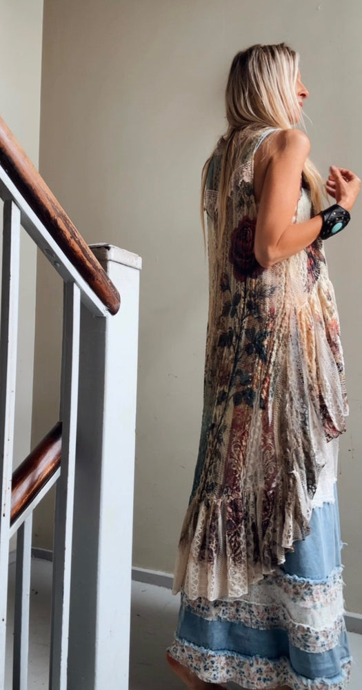 
                  
                    Load image into Gallery viewer, Sparrow Vintage Vest
                  
                