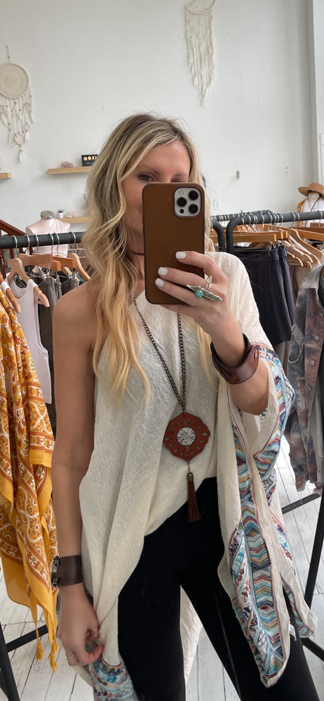 
                  
                    Load image into Gallery viewer, Fallon Embroidered Poncho
                  
                