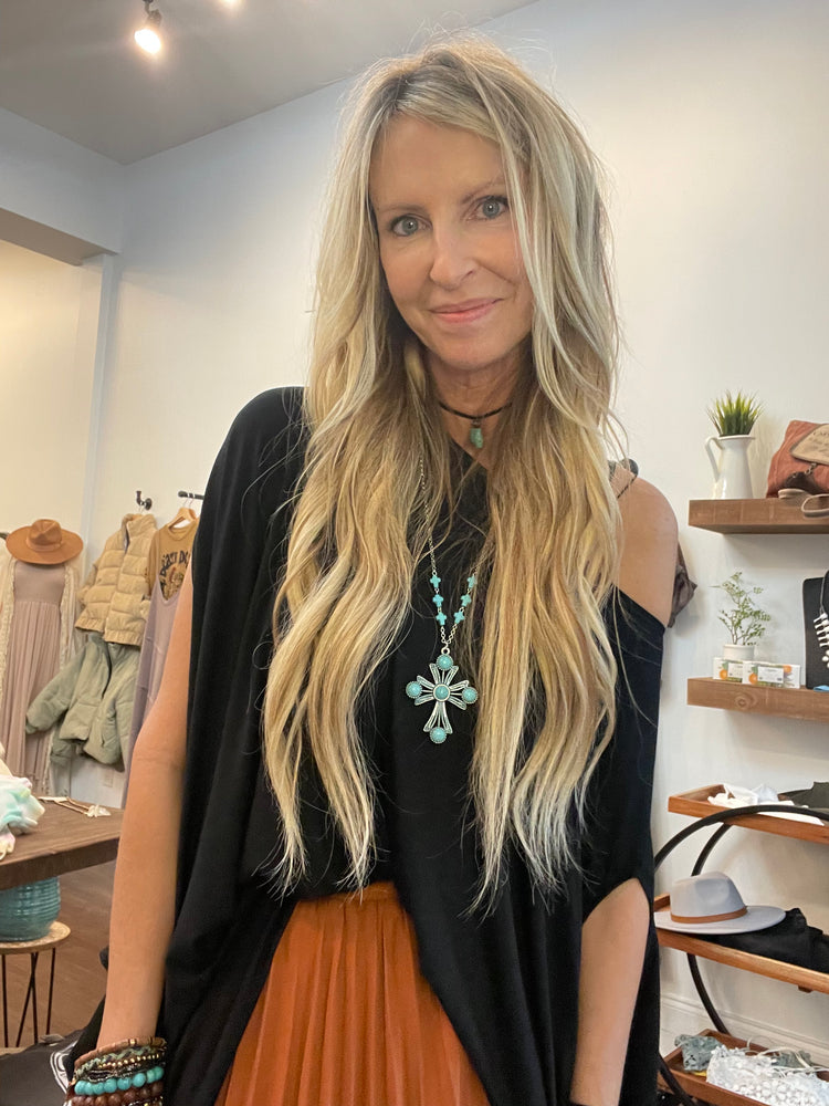 
                  
                    Load image into Gallery viewer, The Wren Tunic
                  
                