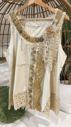 
                  
                    Load image into Gallery viewer, Shabby Chic Cami
                  
                