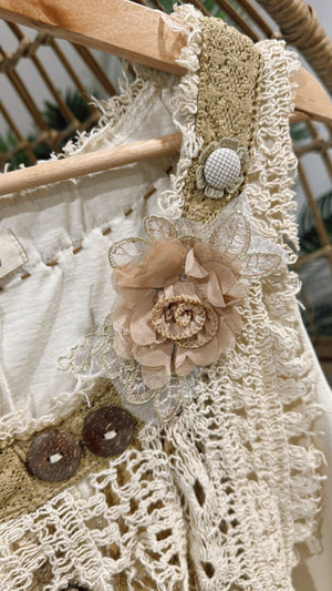 
                  
                    Load image into Gallery viewer, Shabby Chic Cami
                  
                