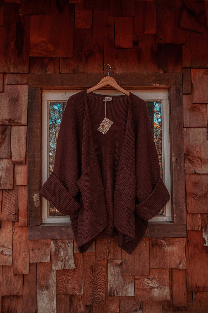 
                  
                    Load image into Gallery viewer, Nola Cardigan (organic cotton)
                  
                