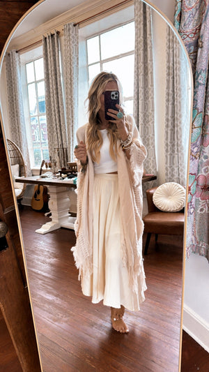
                  
                    Load image into Gallery viewer, Freya Kimono (Gray)
                  
                
