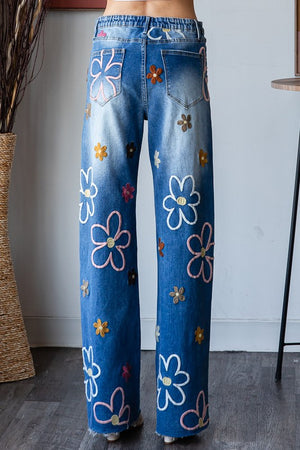 
                  
                    Load image into Gallery viewer, Magnolia Embroidered Jeans
                  
                