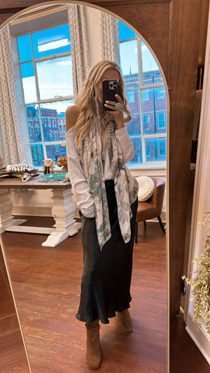 
                  
                    Load image into Gallery viewer, Bohemian Bamboo Scarf (Multiple Styles)
                  
                