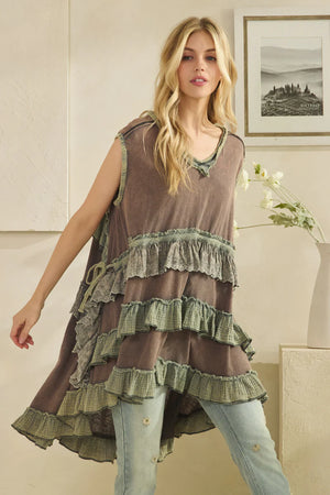 
                  
                    Load image into Gallery viewer, Fablewood Tunic Top
                  
                