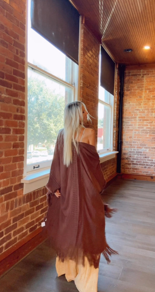 
                  
                    Load image into Gallery viewer, Freya Kimono (Ivory)
                  
                