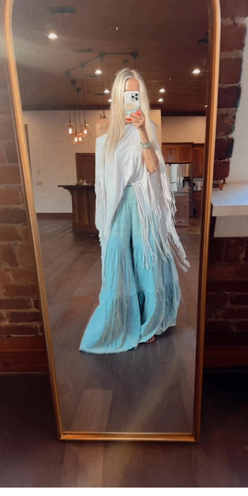 
                  
                    Load image into Gallery viewer, Showstopper Fringe Top
                  
                