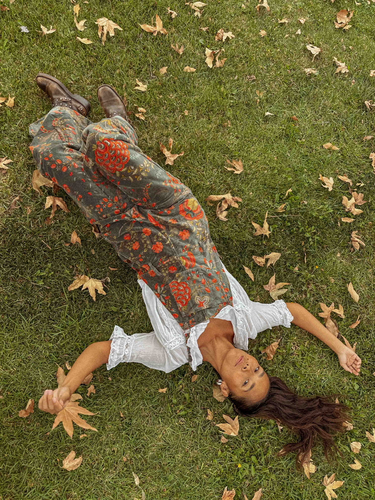 
                  
                    Load image into Gallery viewer, Organic Cotton Velvet Overalls
                  
                