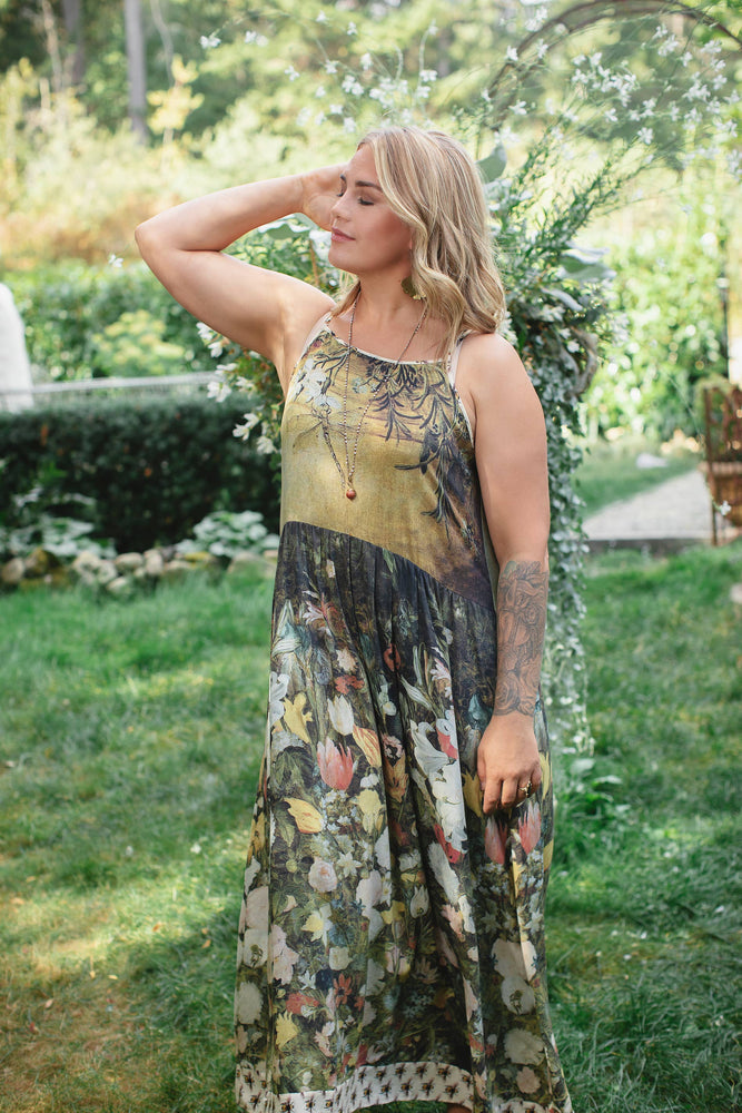 
                  
                    Load image into Gallery viewer, I Dream in Flowers Slip Dress
                  
                