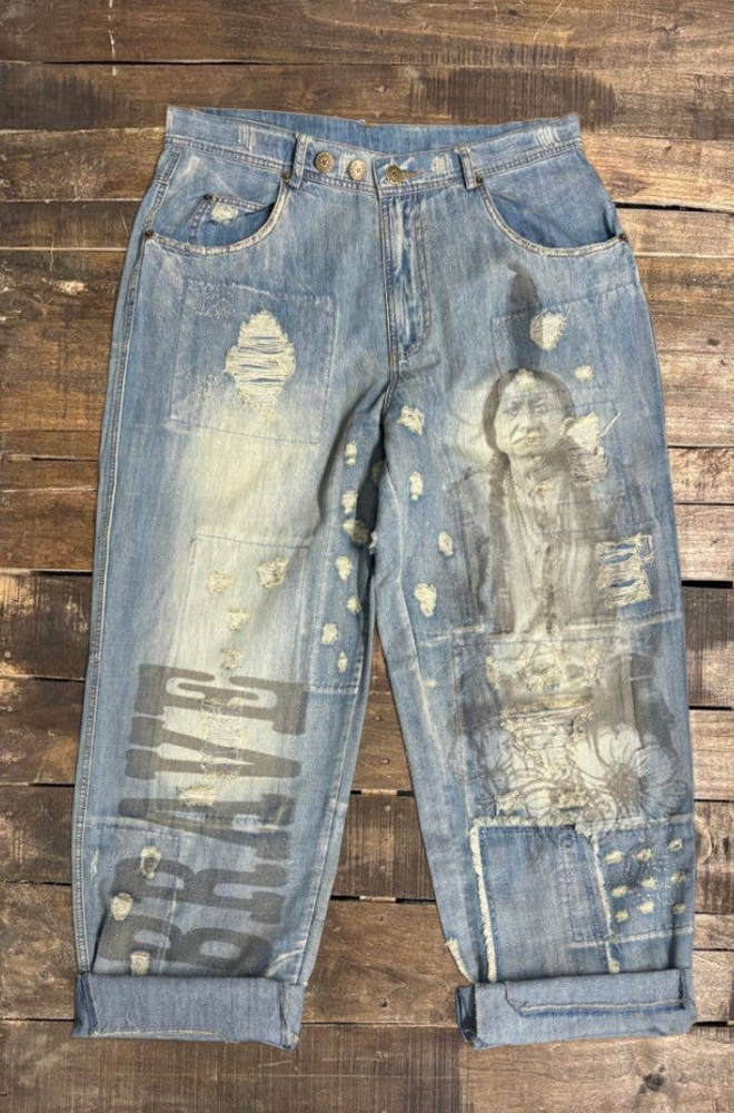 
                  
                    Load image into Gallery viewer, Peace and Love Jeans - in Braveheart
                  
                