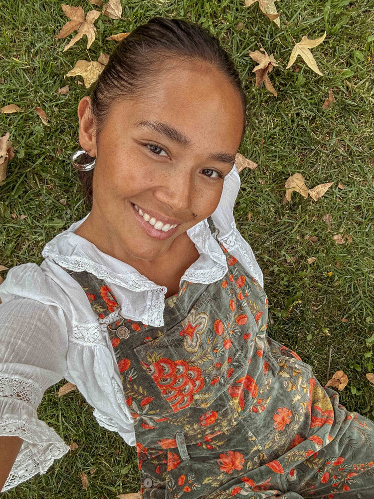 
                  
                    Load image into Gallery viewer, Organic Cotton Velvet Overalls
                  
                