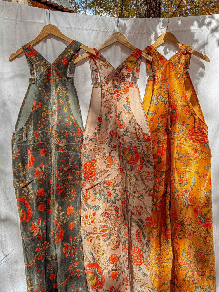 
                  
                    Load image into Gallery viewer, Organic Cotton Velvet Overalls
                  
                