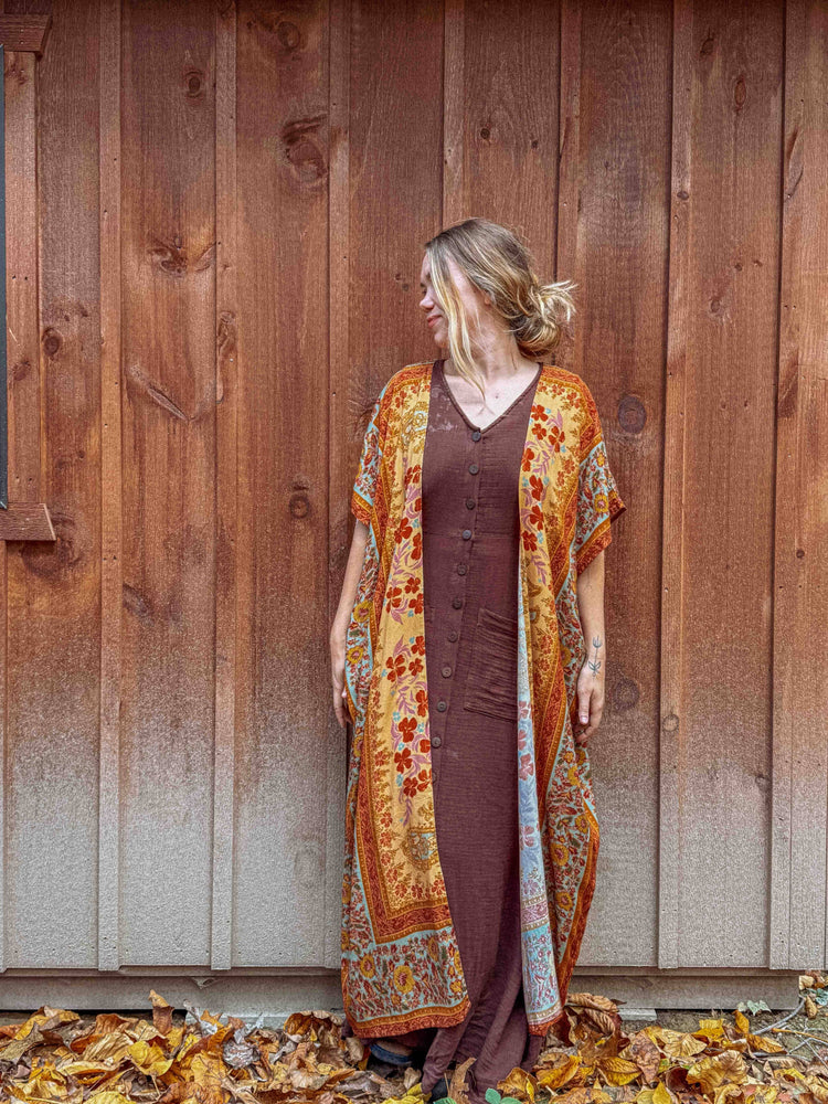 
                  
                    Load image into Gallery viewer, Honey Flax Floral Duster
                  
                