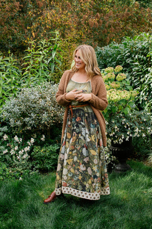
                  
                    Load image into Gallery viewer, I Dream in Flowers Slip Dress
                  
                
