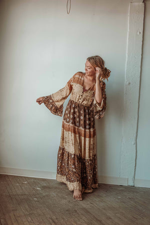 
                  
                    Load image into Gallery viewer, Solstice Bell Sleeve Dress
                  
                