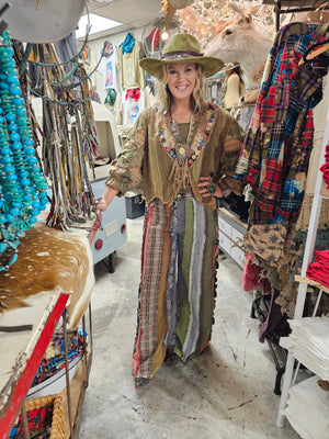 
                  
                    Load image into Gallery viewer, Bet Your Button Butterfly Jacket
                  
                