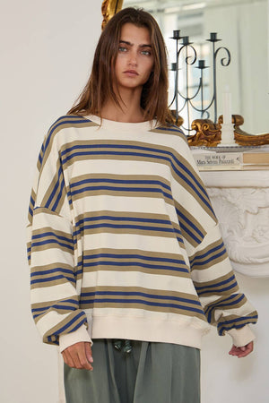 
                  
                    Load image into Gallery viewer, Blakely Pullover
                  
                