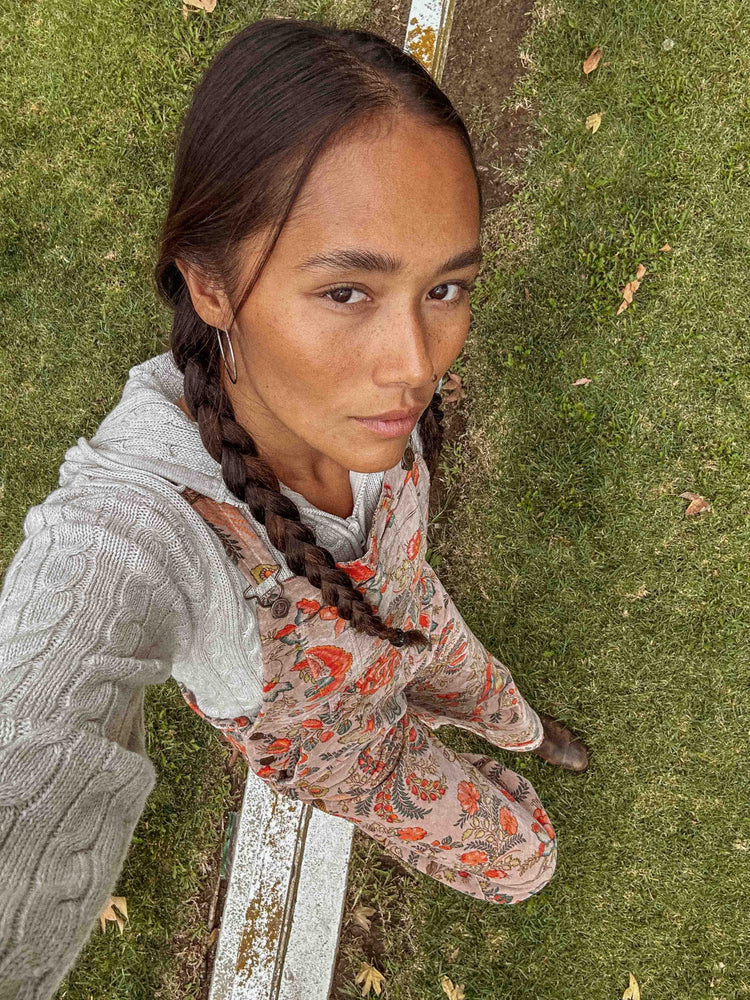 
                  
                    Load image into Gallery viewer, Organic Cotton Velvet Overalls - Lavender Fog
                  
                