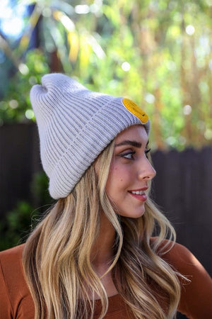 
                  
                    Load image into Gallery viewer, Smiley Face Beanie
                  
                
