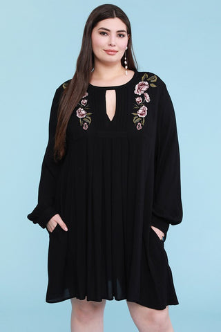 Embroidered Dress (Plus Size)