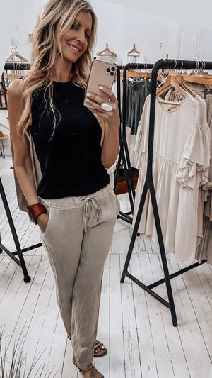 
                  
                    Load image into Gallery viewer, Star Linen Pants
                  
                