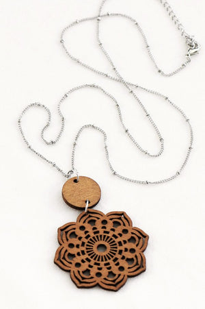 
                  
                    Load image into Gallery viewer, Day Dreamer Necklace
                  
                